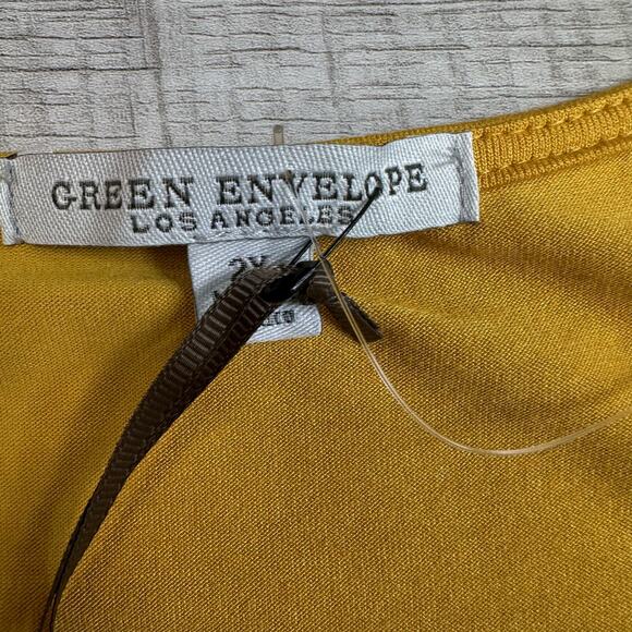 Green Envelope Yellow Flutter Sleeve Blouse 2X Plus Top V-neck Loose Split Hem - Picture 4 of 6